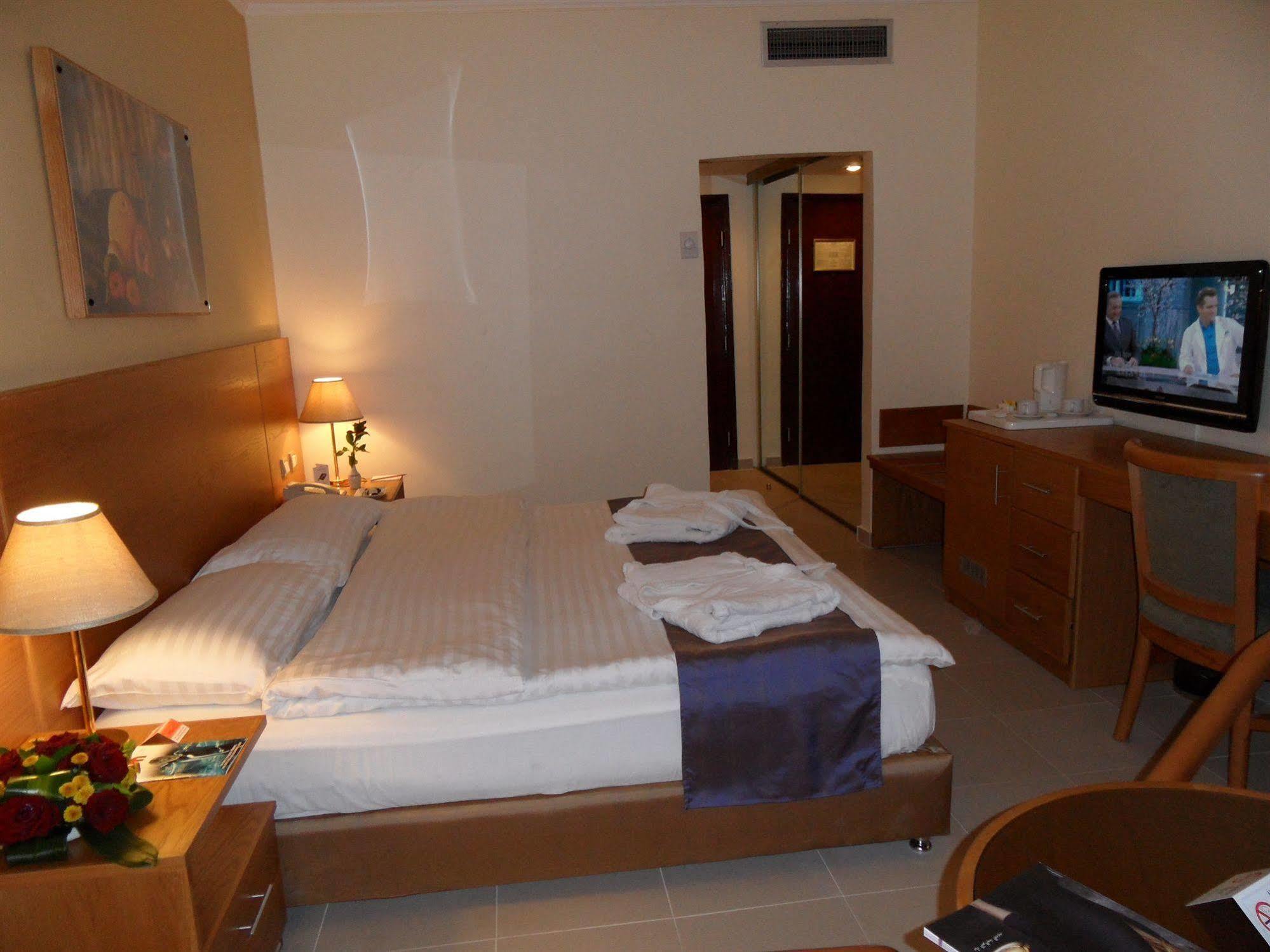 Aqaba Gulf Hotel Екстер'єр фото